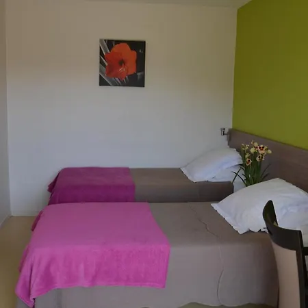 Residence Hoteliere Helios Jonzac Exterior photo